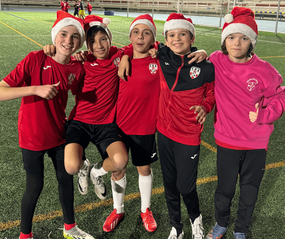 Mejora Tu Juego Durante las Vacaciones de Navidad: Consejos Prácticos de la Escuela de Fútbol EDA