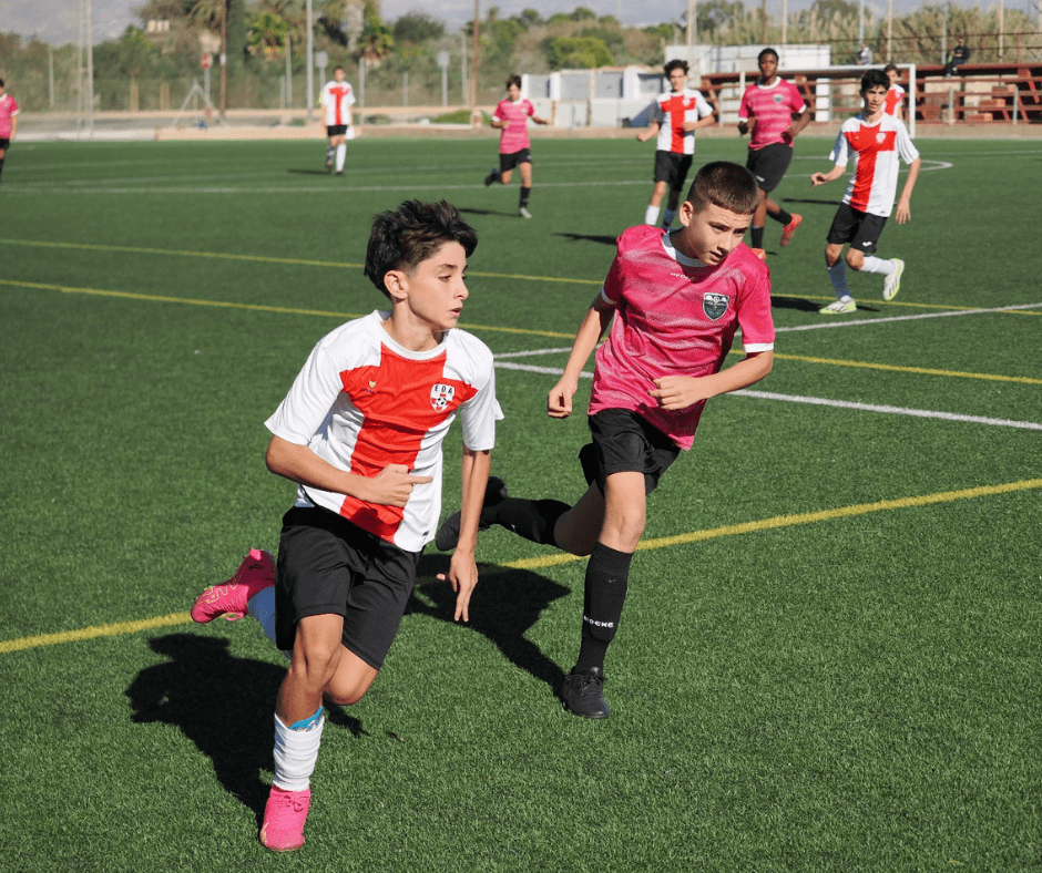 Entrenamiento De Resistencia Para Niños Y Niñas En El Fútbol